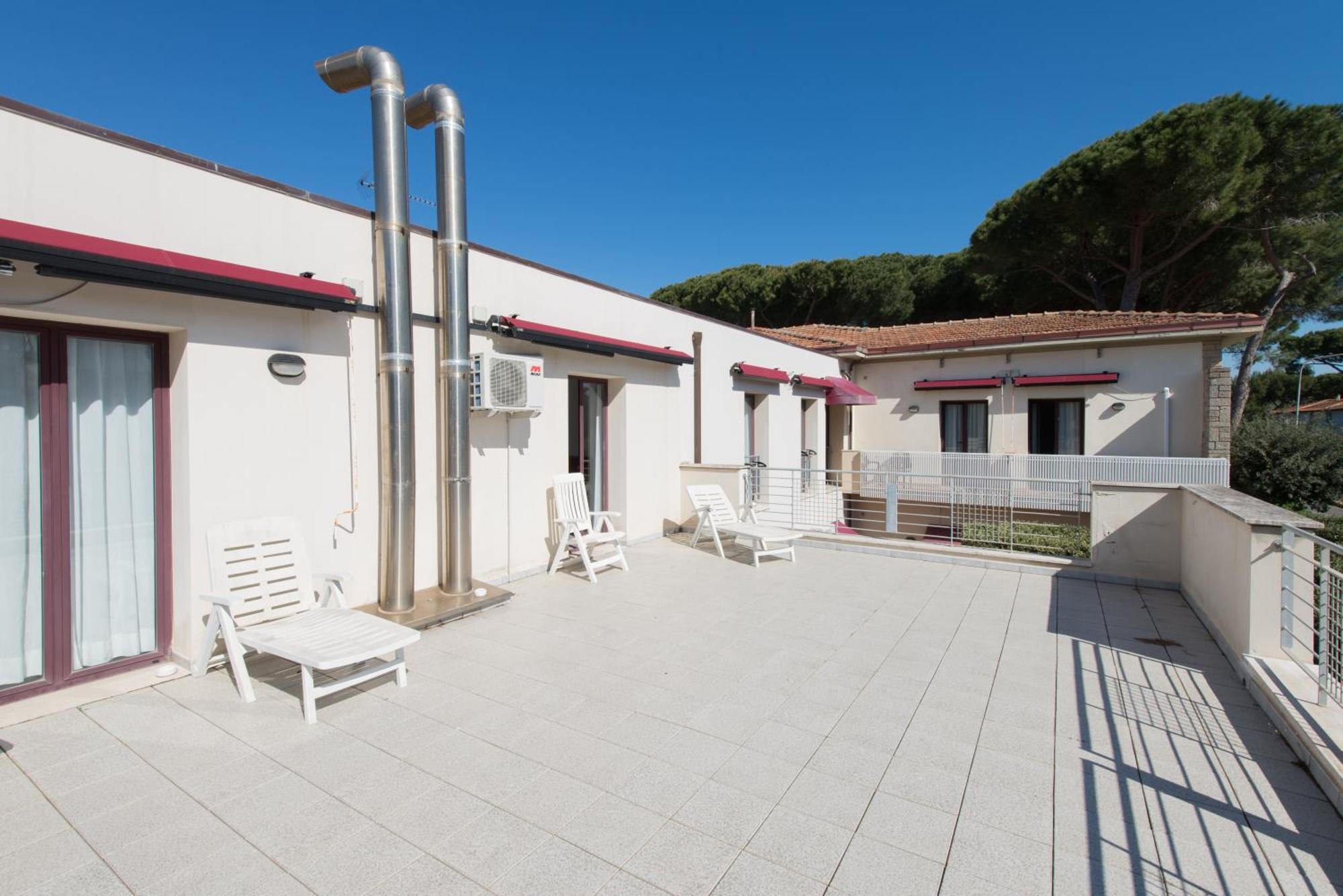 Hotel Kon Tiki Σαν Βιντσέντσο Εξωτερικό φωτογραφία