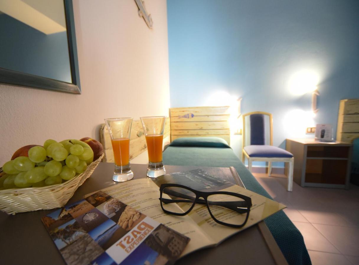 Hotel Kon Tiki Σαν Βιντσέντσο Εξωτερικό φωτογραφία