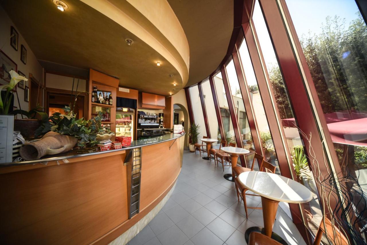 Hotel Kon Tiki Σαν Βιντσέντσο Εξωτερικό φωτογραφία