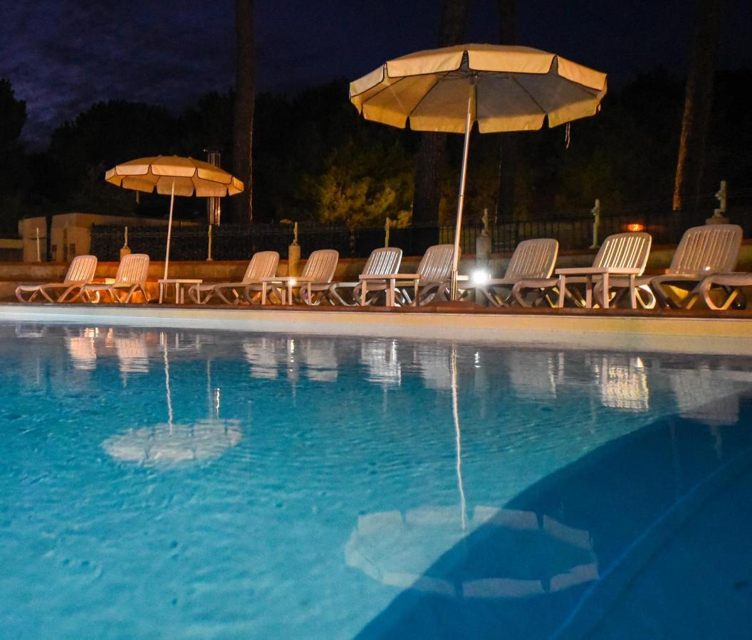 Hotel Kon Tiki Σαν Βιντσέντσο Εξωτερικό φωτογραφία