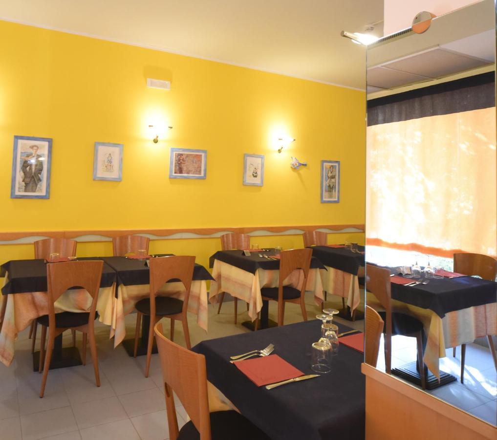 Hotel Kon Tiki Σαν Βιντσέντσο Εξωτερικό φωτογραφία